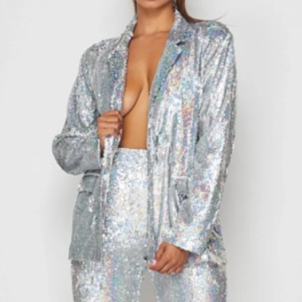 NWT Silver Sequin Long Sleeves Open Front Dancing Queen Blazer